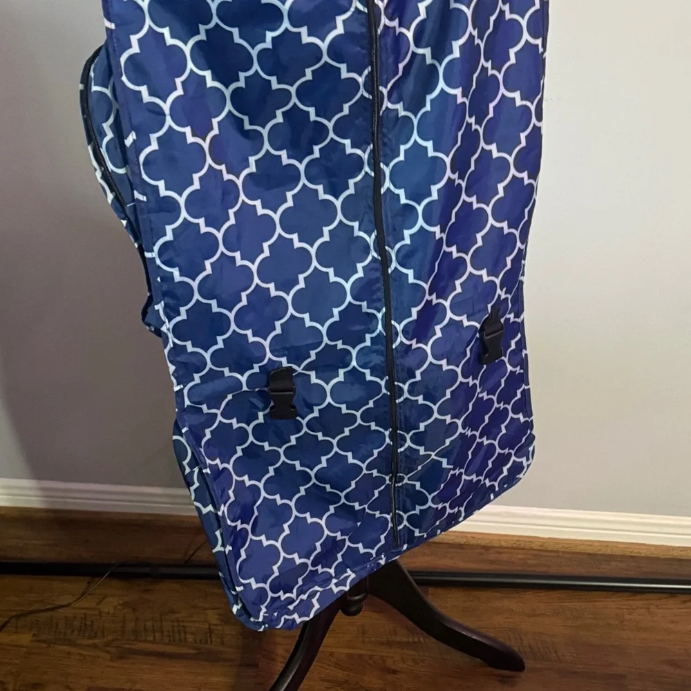 Navy Blue Hanging Organizer